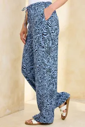 Women's Printed Pull On Trousers 27" (68.5cm) inside leg in Pale Blue Size: 10 - Pale Blue - Size: 10