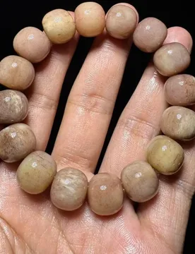 Natural camel bone bracelet with full texture and pattern, suitable for gifting, personal use, or as a collectible item - Aliexpress - FashionsVida