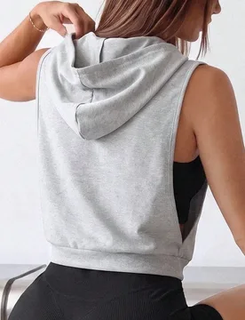 Sudadera deportiva recortada con cordón - Shein - FashionsVida