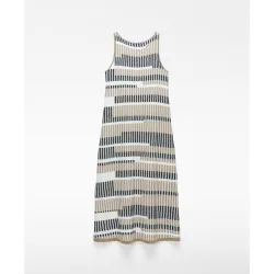 Vestido largo de punto con jacquard de rayas