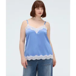 Top de mujer de satén con detalles de encaje perfecto para momentos especiales y para looks diarios