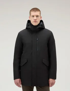 Parka Barrow Mac nero in Tech Softshell con cappuccio staccabile - Woolrich - FashionsVida