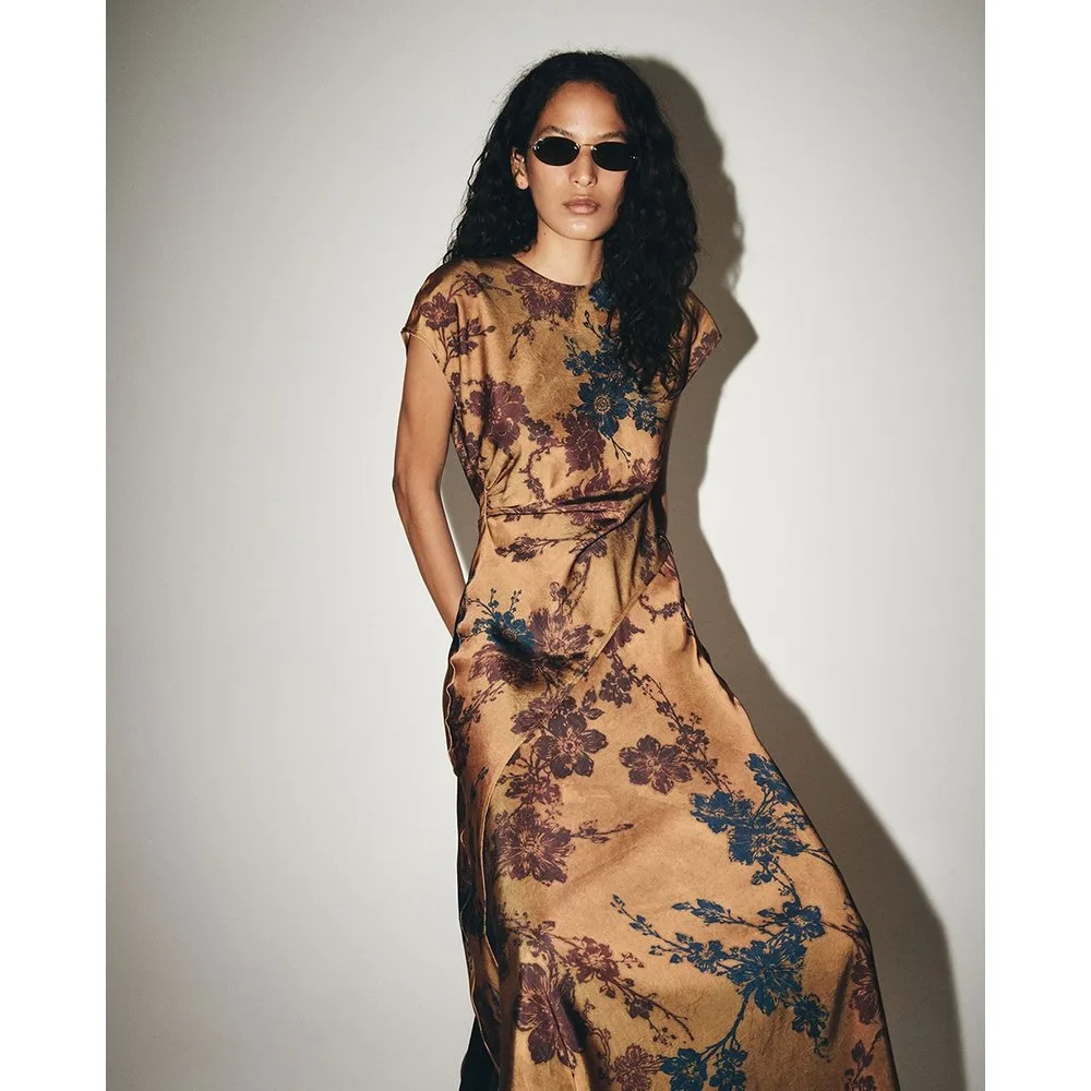 Sfera - Vestido frunce estampado - Sfera - FashionsVida