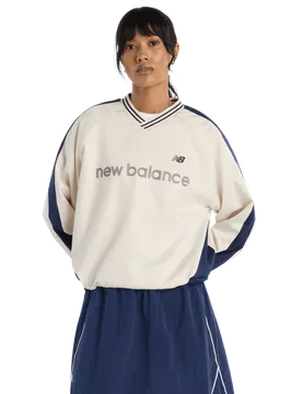 Satin Woven Pullover Damen Sweatshirts - Beige - Größe L - Poly Jersey Beige L - New Balance - FashionsVida