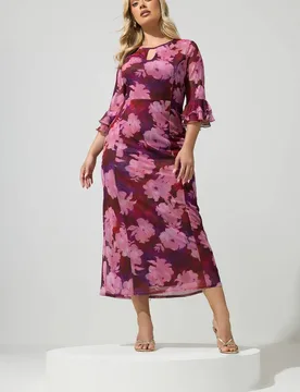 Women's Keyhole Maxi Dress in Dark Red Size: 26-28 - Dark Red - Size: 26-28 - Yours - FashionsVida