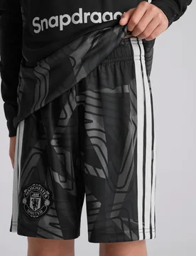 Manchester United Kids 26/27 Home Goalkeeper Shorts Black 7-8Y - Adidas - FashionsVida