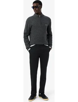 Pantalón de hombre chino slim fit de algodón elástico - Lacoste - FashionsVida