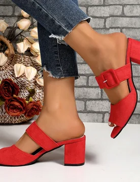Zapatos de tacón alto de moda casual para mujer. Diseño de slip-on para uso interior y exterior, con tacón grueso ajustable. Sandalias de interior - Shein - FashionsVida