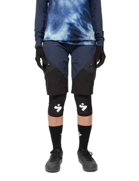Sweet Protection Short Hunter - Sweet Protection - FashionsVida