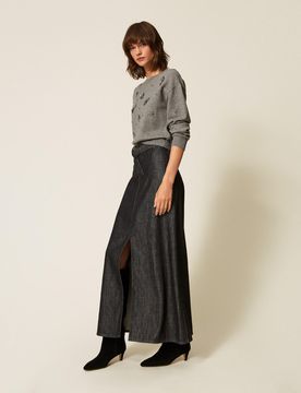 Pull ras-du-cou avec broderie
