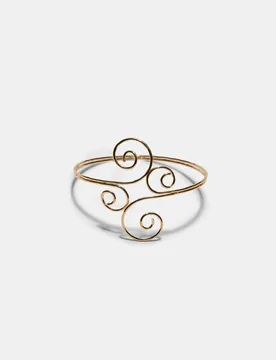 Spiral-Armreif Goldfarben OS - Stradivarius - FashionsVida