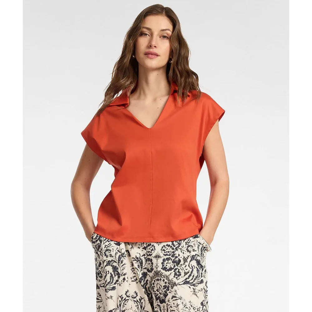 Camiseta de mujer con cuello ajuste regular con mangas cortas - Elena Miró - FashionsVida