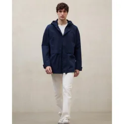 Chaqueta de hombre regular fit con capucha