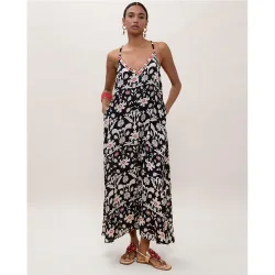 Vestido largo de tirantes con estampado étnico
