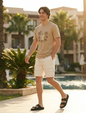 Maglietta in cotone con stampa estiva - beige