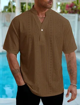 Camisa de manga corta para hombre talla grande, cuello con muesca, unicolor, casual, versátil, para uso diario, vacaciones - Shein - FashionsVida