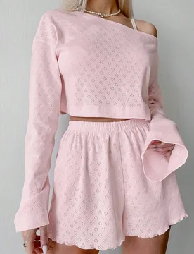Piezas Conjunto de pantalón corto y blusa de manga larga suave y elástica de punto para mujer, atuendo acogedor, ropa de otoño e invierno - Shein - FashionsVida