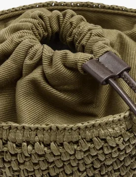 Bandolera de mujer efecto rafia trenzado con cierre de cuerda en liso - Parfois - FashionsVida