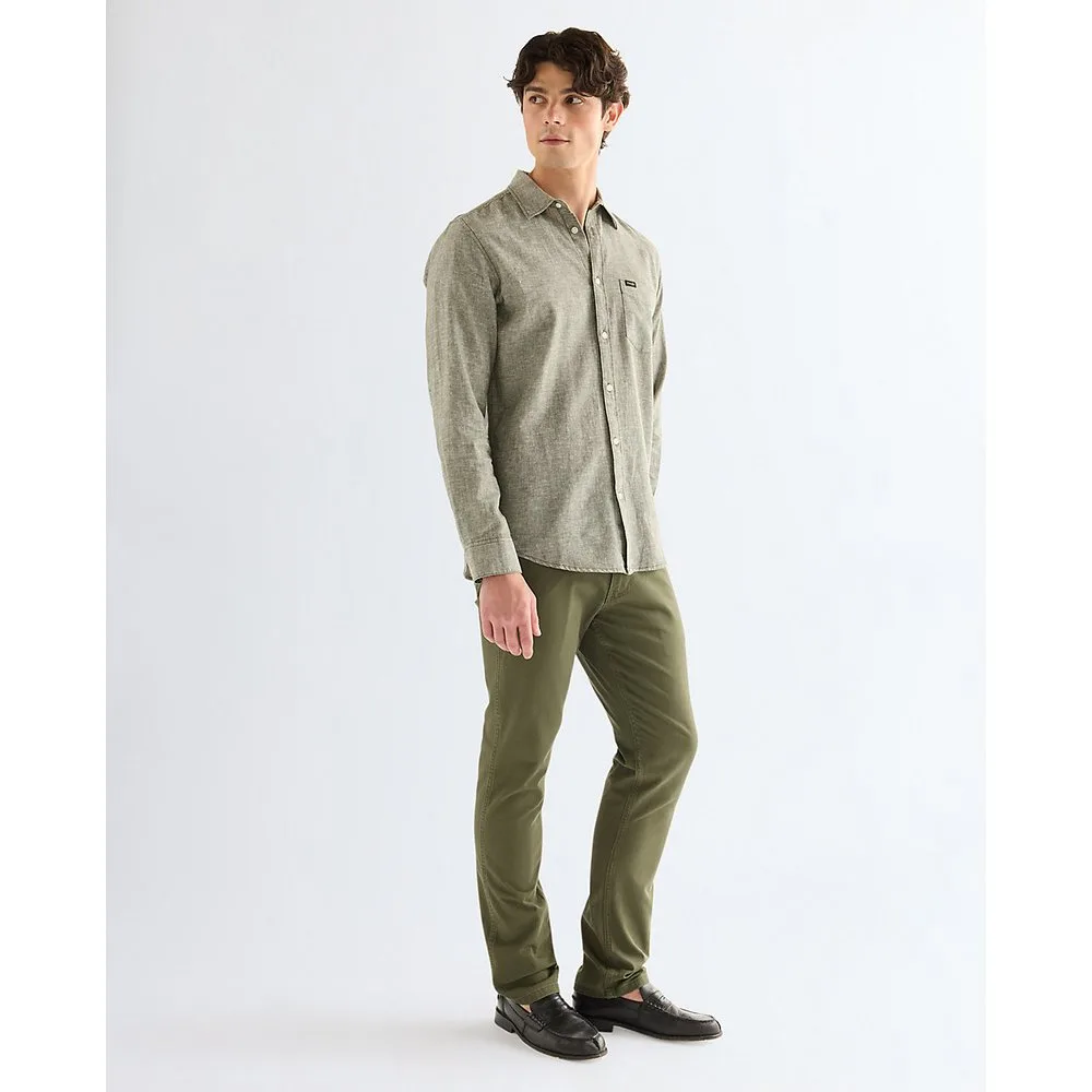 Pantalones greensboro de hombre de corte regular - Wrangler - FashionsVida