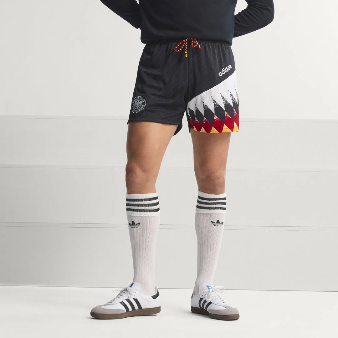 Adidas Short Germania 1994 L Black - Adidas - FashionsVida