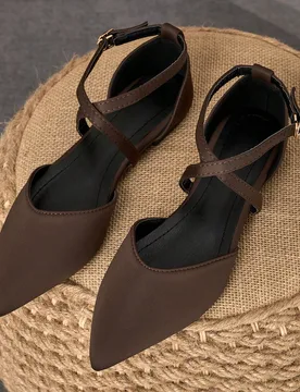 Zapatos de mujer de punta afilada con slip-on, zapatos casuales de moda para exteriores y trabajo, zapatos cómodos con diseño calado color burdeos p - Shein - FashionsVida