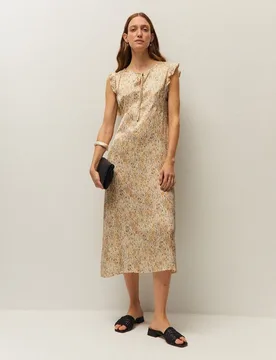 Vestido largo con estampado floral y cuello pico - System Action - FashionsVida