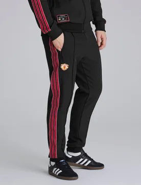 Manchester United x Mens Terrace Icons Track Pants Black 3XL - Adidas - FashionsVida