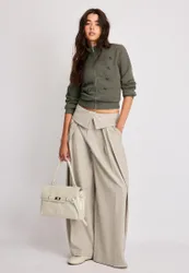 Sweatshirt mit Reißverschluss und Metallknöpfen Khaki XS