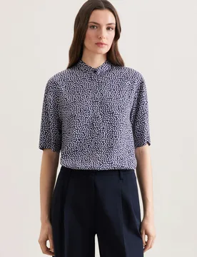 Gemusterte Stehkragenbluse in A- Linie aus Viskosetwill Blau 44 - Seidensticker - FashionsVida