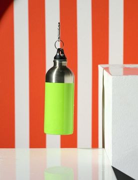 Bottiglia in metallo con moschettone - verde-giallo
