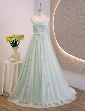 Vestido largo elegante de gasa verde para adolescentes con tirantes finos, cuello cuadrado, malla de contraste, falda completa y cintura ceñida, tela - Shein - FashionsVida