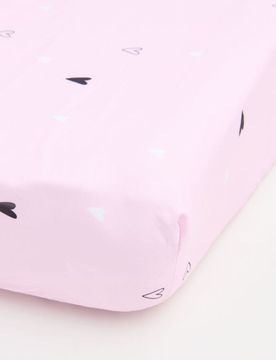 Lenzuolo con angoli con cuori - rosa pastello