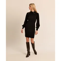 Vestido corto detalle botones