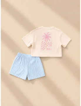 Conjunto de top corto y shorts a rayas para niñas con estampado de palmera en la espalda, estilo playero de verano - Shein - FashionsVida