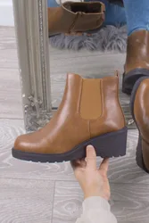 Mid Wedge Heels Elastic Chelsea Ankle Boots - Camel - Size: 5