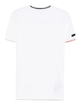 T-shirt in