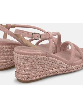 Sandalias de cuña de mujer de esparto con tiras tubulares y cierre de hebilla - Alma en Pena - FashionsVida