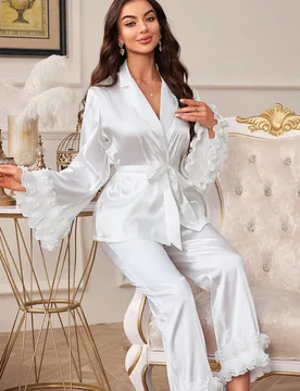 Conjunto de pijama de unicolor de imitación de seda con adorno de encaje tridimensional y tirantes con lazo, conjunto blanco, ropa de otoño e invier - Shein - FashionsVida