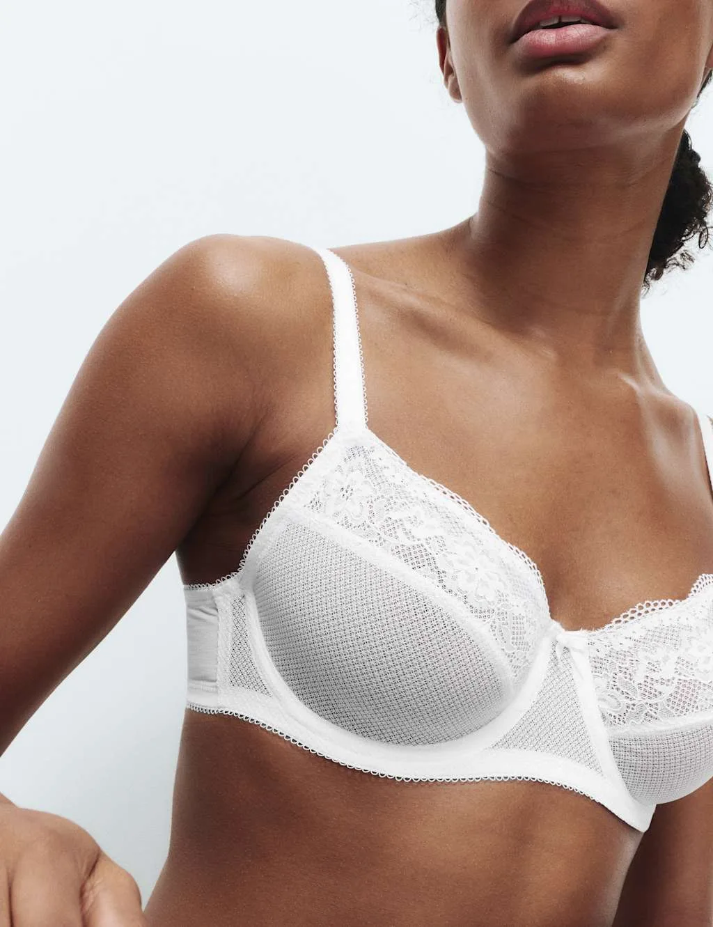 Jasmine Lace Wired Minimiser Bra C-H White female - M&S - FashionsVida