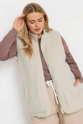 Women's Teddy Borg Gilet in Cream Size: 20 - Cream - Size: 20