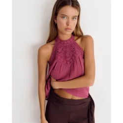 Top de mujer con cuello halter y crochet