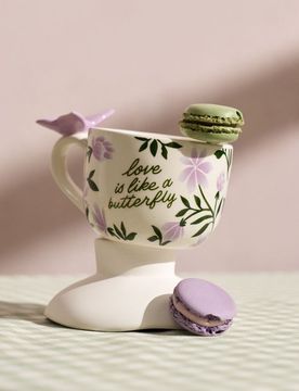 Tazza con scritta e figurina di farfalla - multicolor