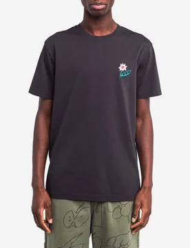 T-shirt mezza manica nera con ricamo fiore sul petto - Olow - FashionsVida