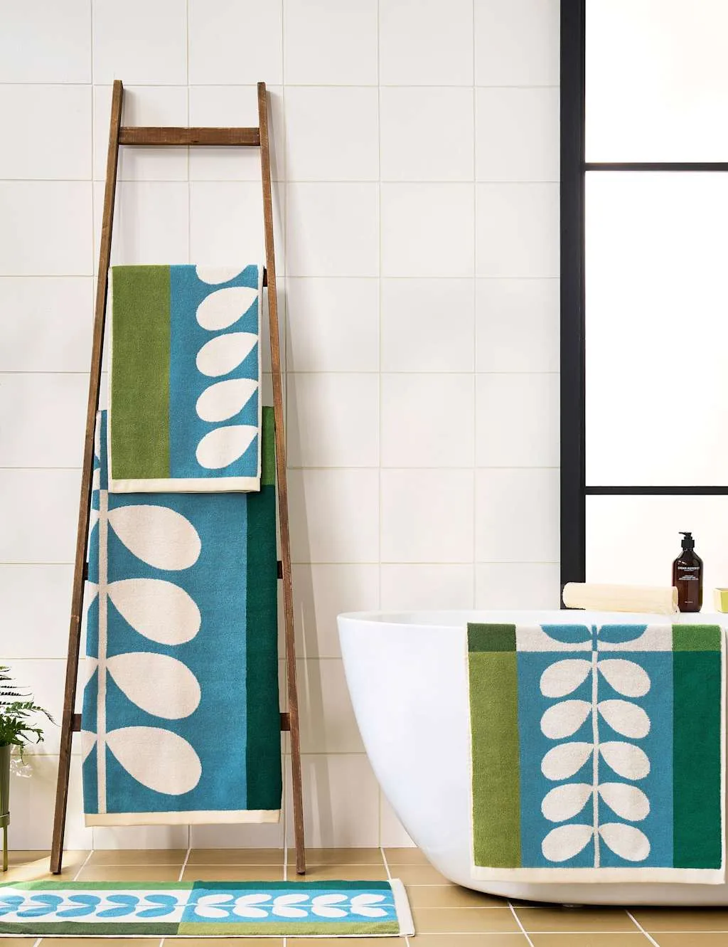 Pure Cotton Stem Check Towel Green Mix - Orla Kiely - FashionsVida