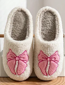 Pantuflas con lazo rosa lindo y deslizamiento para mujer, para usar en casa de manera casual - Shein - FashionsVida