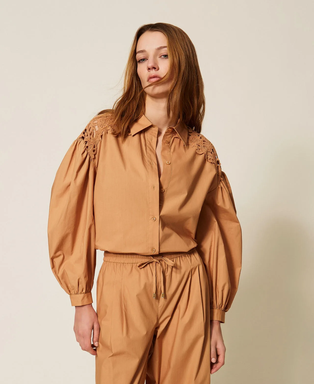 Chemise en popeline avec macramé - TWINSET - FashionsVida
