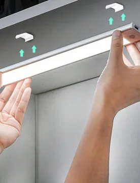 Pieza Luz LED inteligente con sensor ultra delgada para gabinete, Tira LED súper delgada, Luz para escaleras, Luz de pared recargable, Luz de gabinet - Shein - FashionsVida
