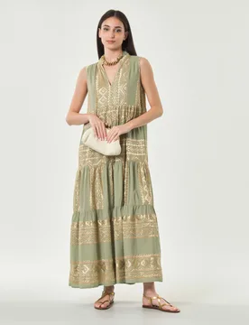 Abito lungo smanicato militare in cotone a balze con scollo a V e ricami oro etnici - Greek Archaic Kori - FashionsVida
