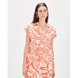 Blusa de mujer de manga corta print hojas