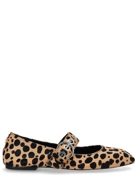Cassy Pointed-Toe Ballerina Flats